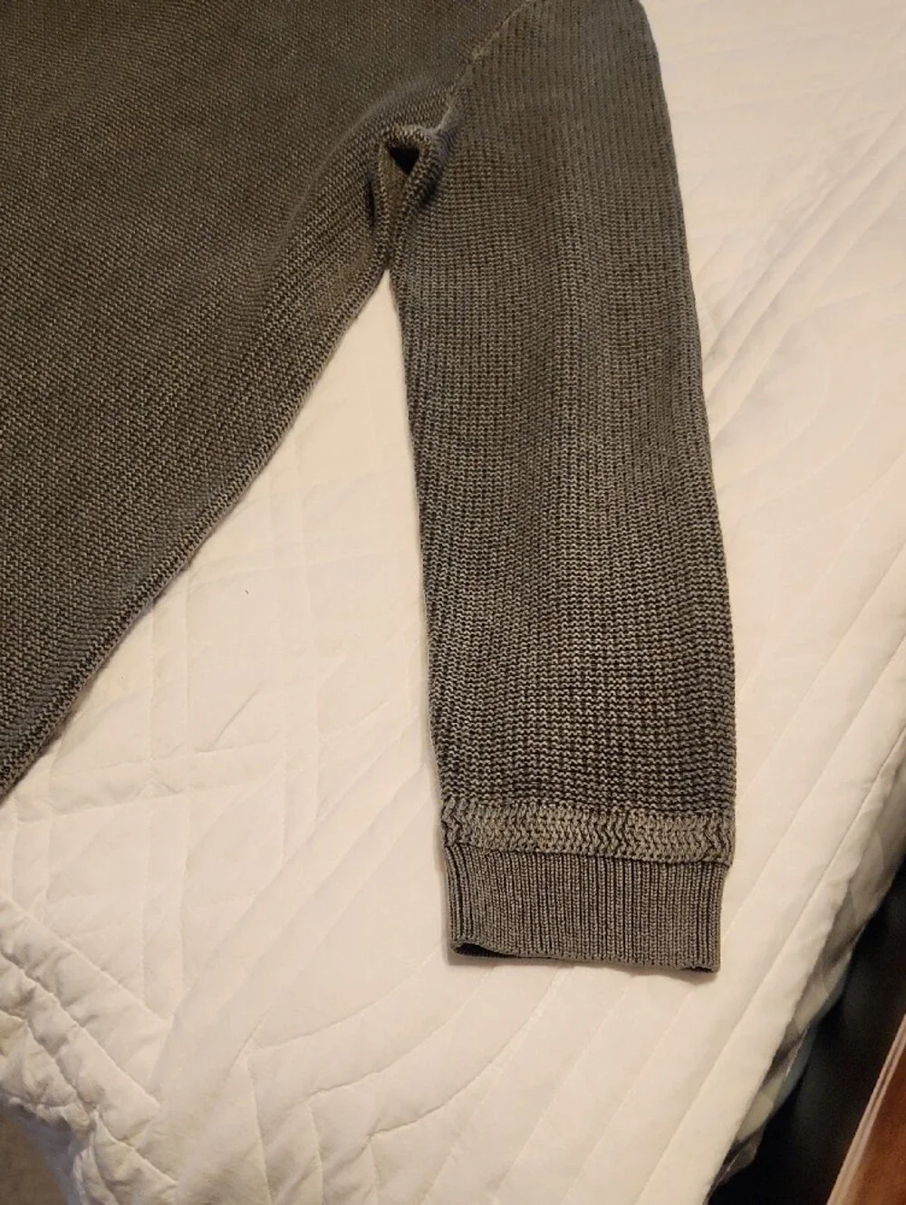 Carbon2Cobalt Men's  Quarter-Zip Knit Sweater, size XL